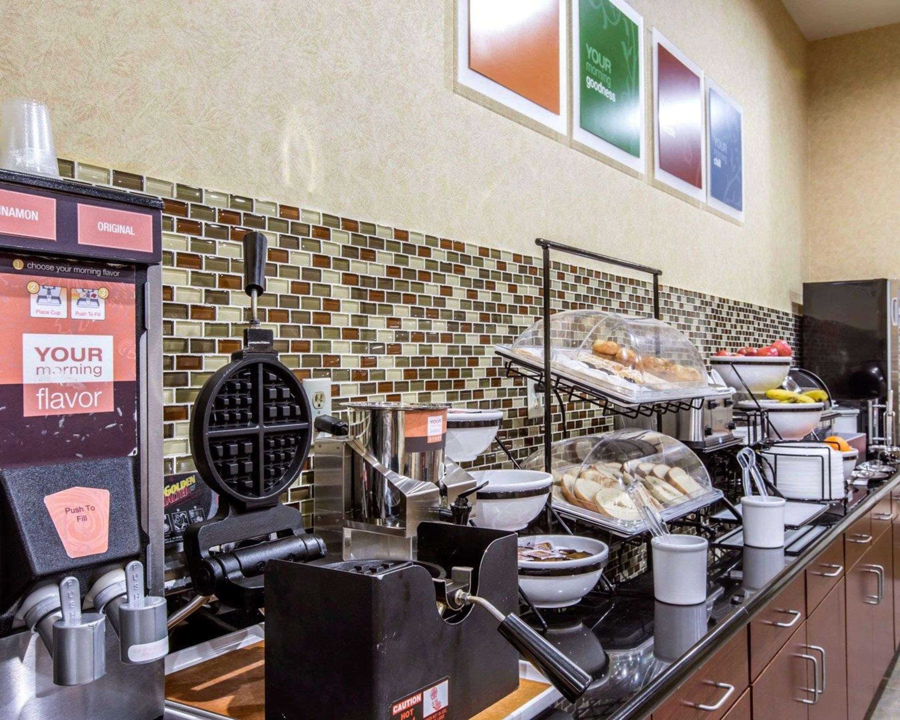 Rogersville Comfort Inn & Suites מראה חיצוני תמונה