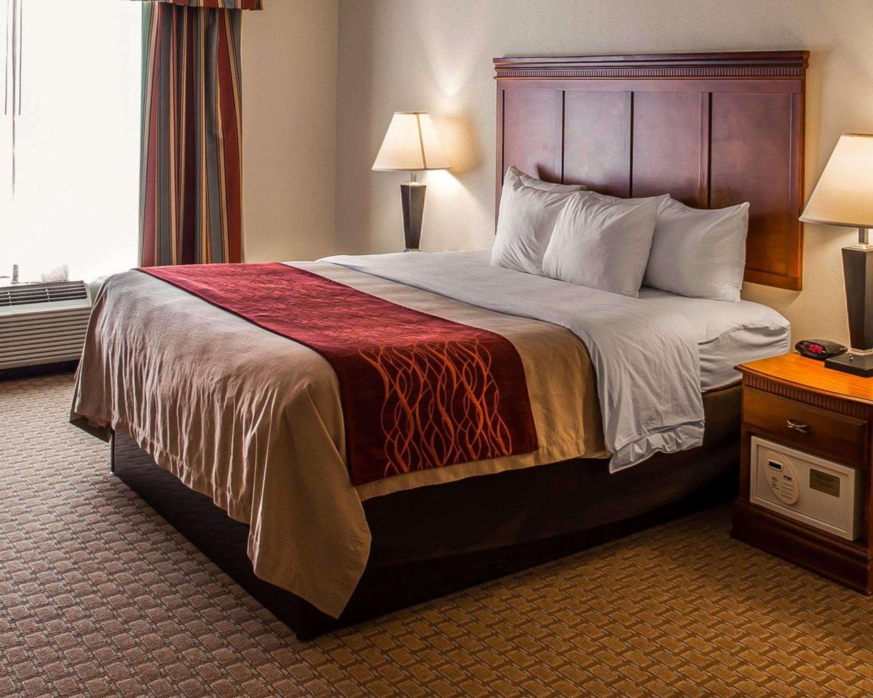 Rogersville Comfort Inn & Suites מראה חיצוני תמונה